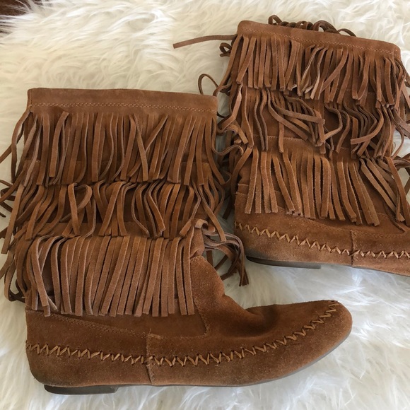 mudd fringe boots